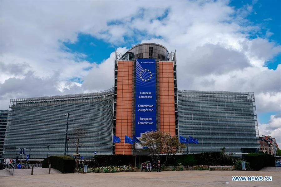 EU nhất trí giải ngân 6,6 tỷ euro viện trợ quân sự cho Ukraine - Hình 1