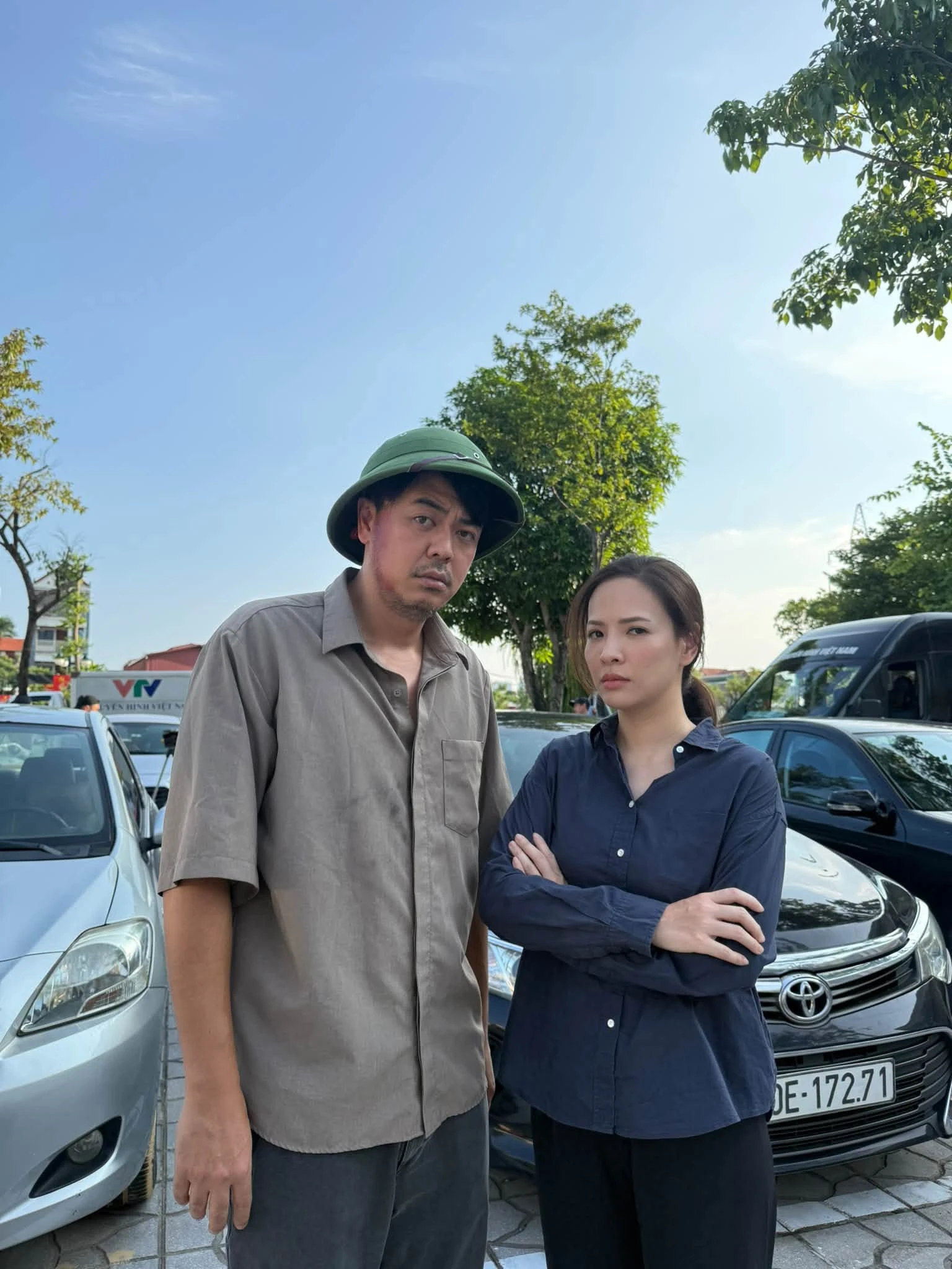 Hoa hậu Mai Phương Thúy giản dị ra phố, ca sĩ Mỹ Tâm ẩn ý - Hình 7