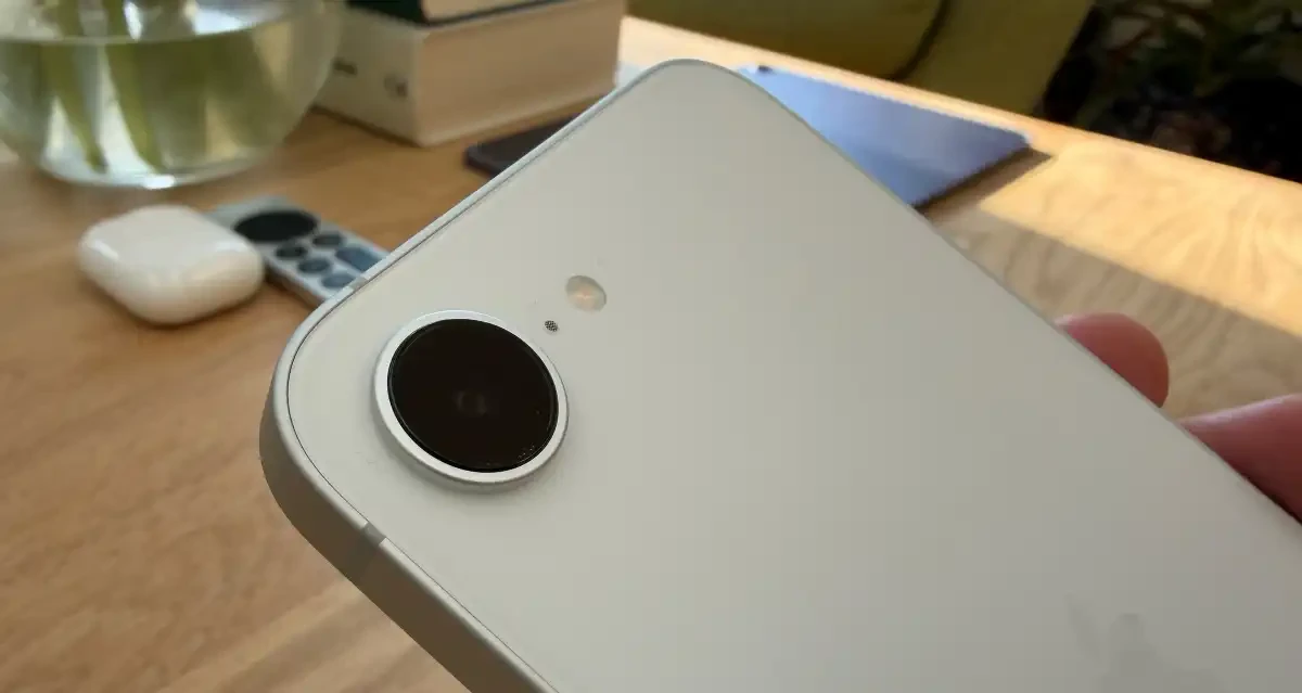 iPhone 18 và iPhone 18e: Hé lộ thời điểm ra mắt, camera và giá bán - Hình 2