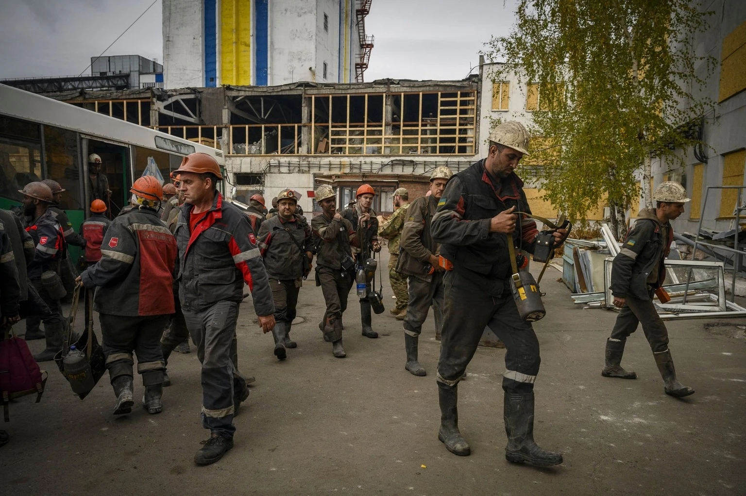 Nga tấn công liên tục, ngành thép Ukraine gặp thách thức chồng chất - Hình 3