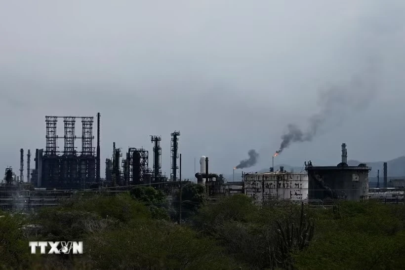 Venezuela: Sản lượng dầu mỏ có thể đạt 1,8 triệu thùng/ngày vào năm 2030 - Hình 1