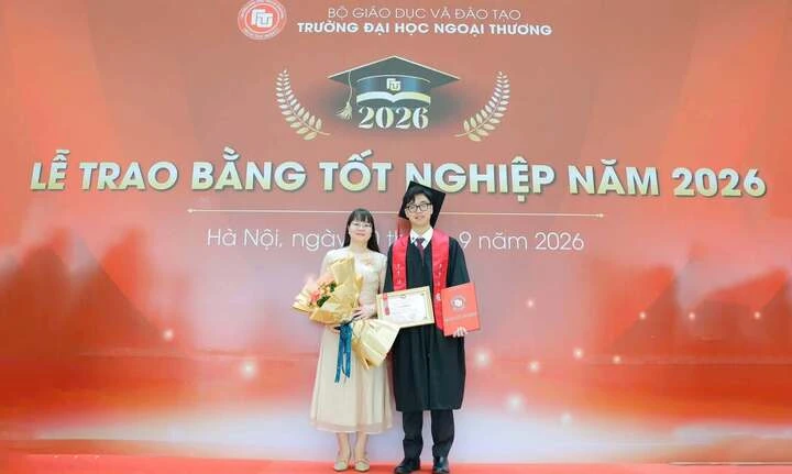 Nam sinh tốt nghiệp Xuất sắc Đại học Ngoại thương, 5 kỳ liên tiếp nhận học bổng - Hình 3