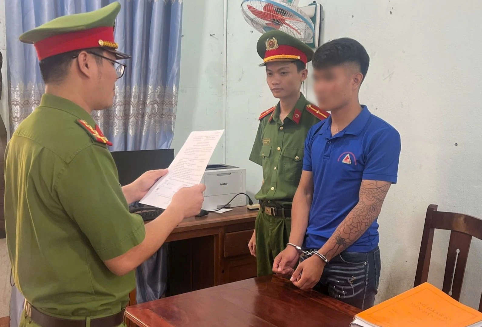 Bắt tạm giam thanh niên giao cấu với thiếu nữ 15 tuổi - Hình 1