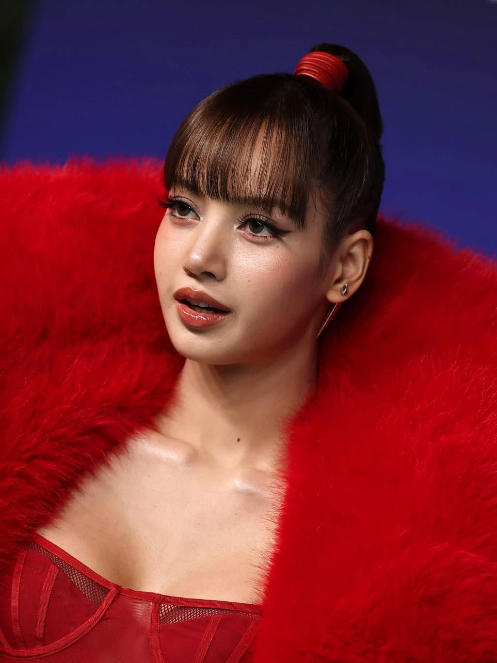 Lisa (BLACKPINK) lên đồ chặt chém đến VMAs 2026 rồi nhẹ nhàng làm nên lịch sử - Hình 2