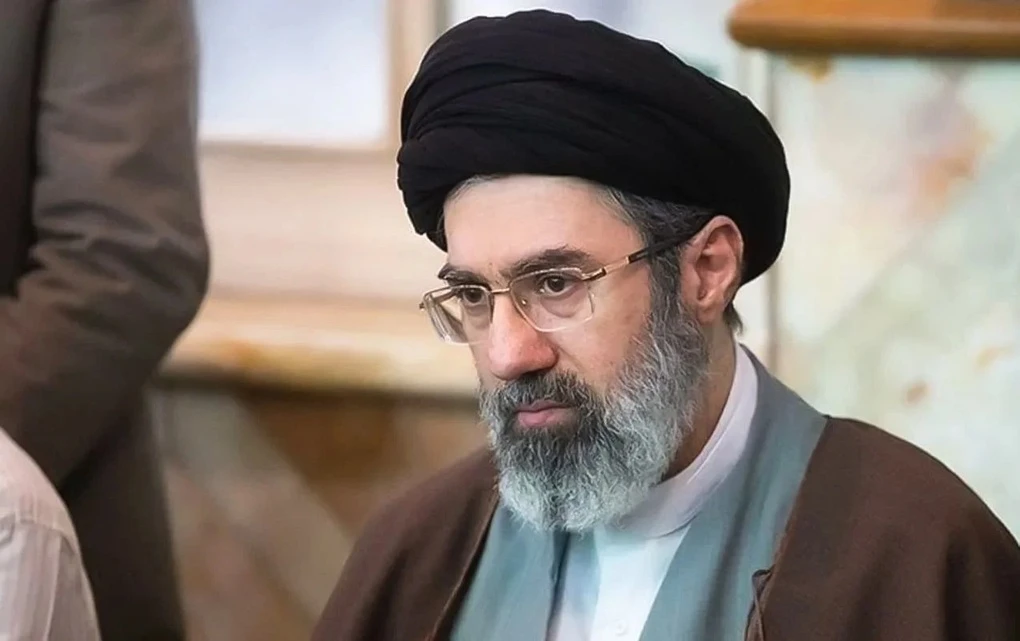 Mỹ tính ném bom trở lại, Lãnh tụ Tối cao Iran gửi thông điệp mạnh mẽ - Hình 1