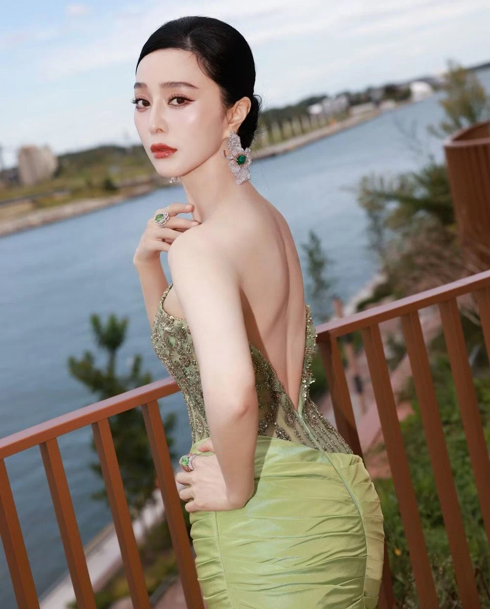 Phạm Băng Băng có cảnh 18 quá táo bạo - Hình 5