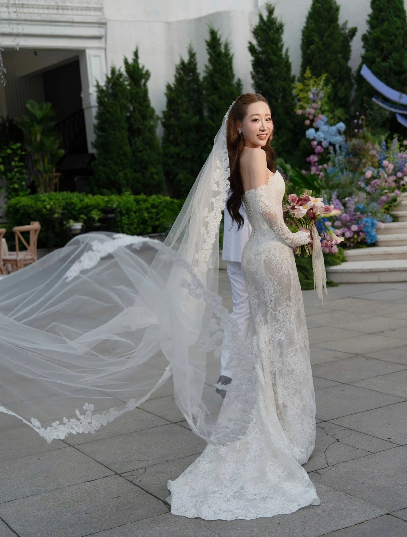 Thùy Anh: Cưới Ngọc Quỳnh, tôi không sống theo lời người đời - Hình 3