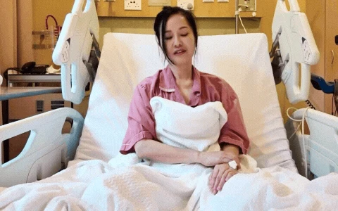 Mẹ đơn thân Vbiz trải qua 2 lần ly hôn: 42 tuổi sinh cặp lai Tây, đang điều trị ung thư - Hình 7