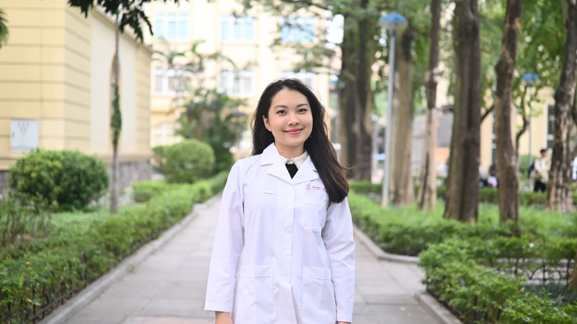 Nữ thủ khoa ĐH Y Hà Nội vừa đăng quang Hoa khôi: Tài - sắc, không thiếu chữ nào! - Hình 2