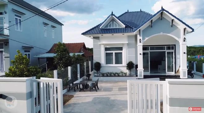Thu nhập của người chăn bò nổi tiếng nhất Việt Nam, xây nhà gần 1 tỷ đồng - Hình 4