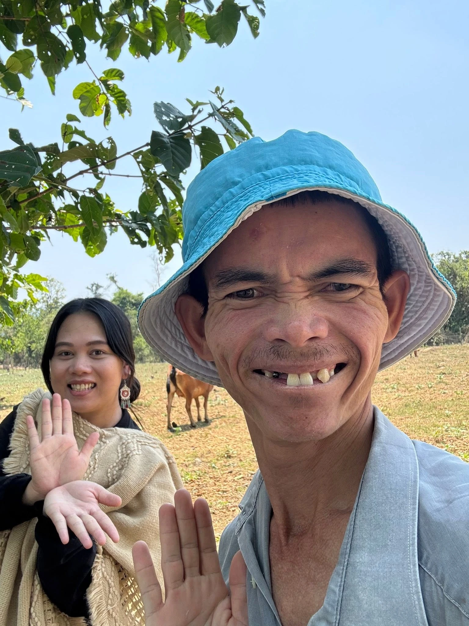 Thu nhập của người chăn bò nổi tiếng nhất Việt Nam, xây nhà gần 1 tỷ đồng - Hình 2