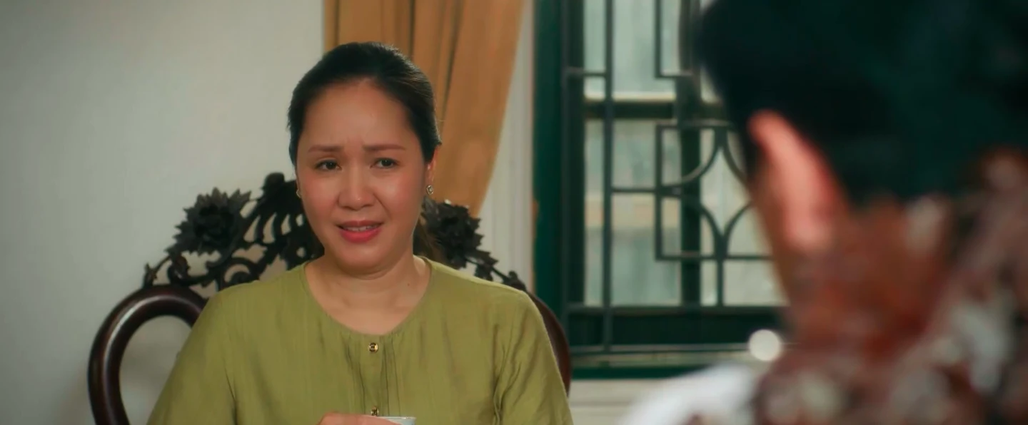 Đội bóng nữ làng Xuân - Tập 1: Minh cãi lời bố để làm cầu thủ bất chấp phải ra khỏi nhà - Hình 2