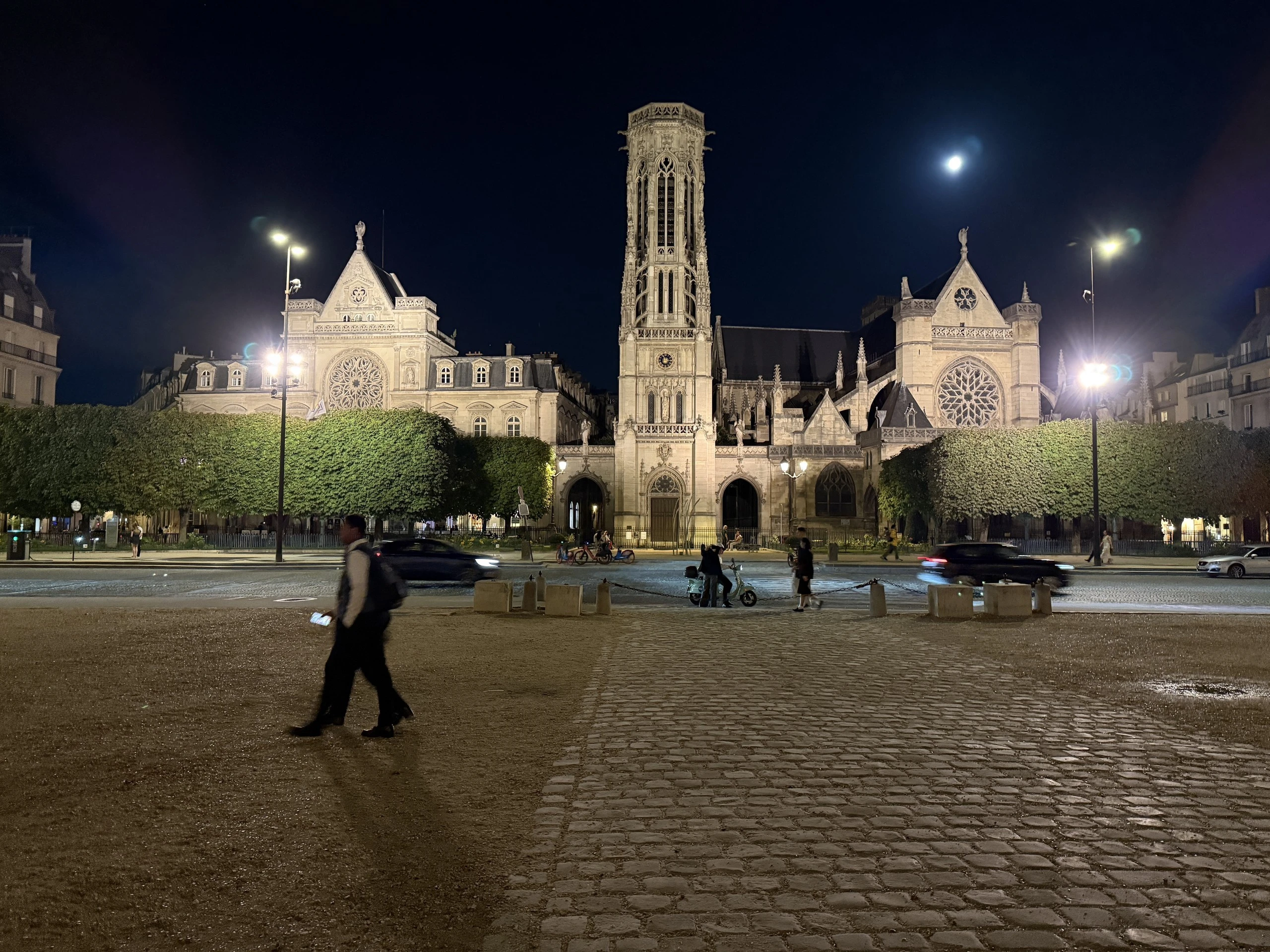 Khám phá Paris về đêm bên dòng Seine - Hình 5