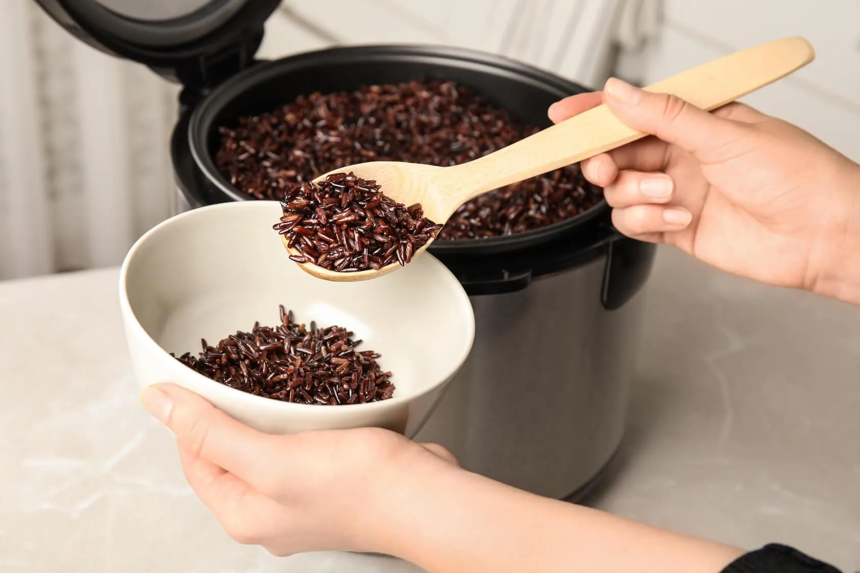 3 loại hạt màu đen nhỏ bé nhưng chứa nhiều dưỡng chất, phụ nữ muốn lâu già chớ bỏ qua - Hình 2