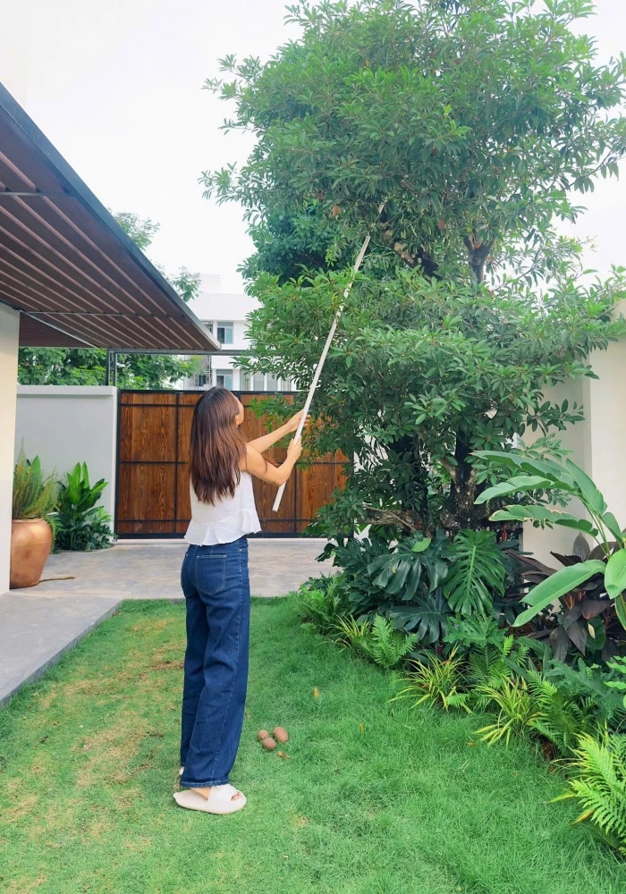 Không gian sống như mơ trong biệt thự 500m2 của Hoàng Bách và vợ cựu người mẫu - Hình 12