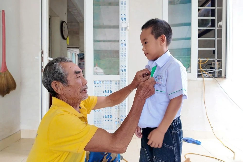 Lễ khai giảng đặc biệt của thầy giáo và 3 học sinh giữa biển trời đảo Trần - Hình 7