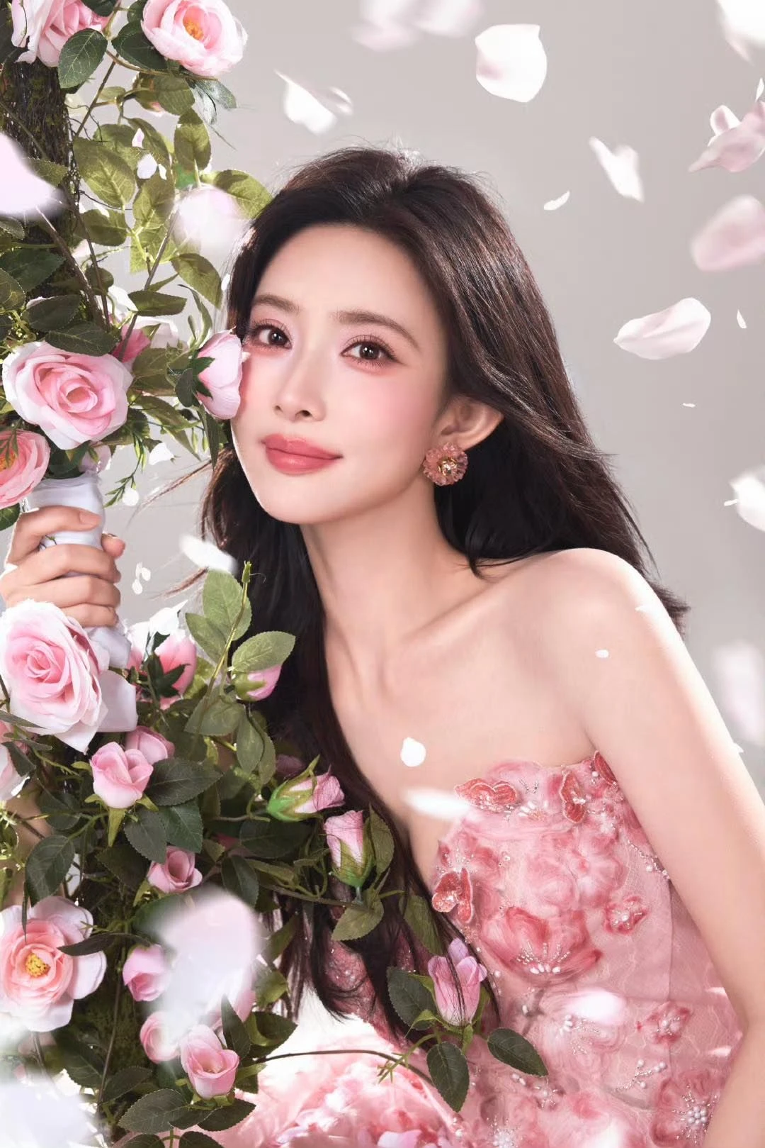 Cuối ngày hôm nay (6/9/2026), 3 con giáp phi nước đại hưởng trọn vinh hoa phú quý, tiền bạc rủng rỉnh, nhân duyên viên mãn - Hình 3