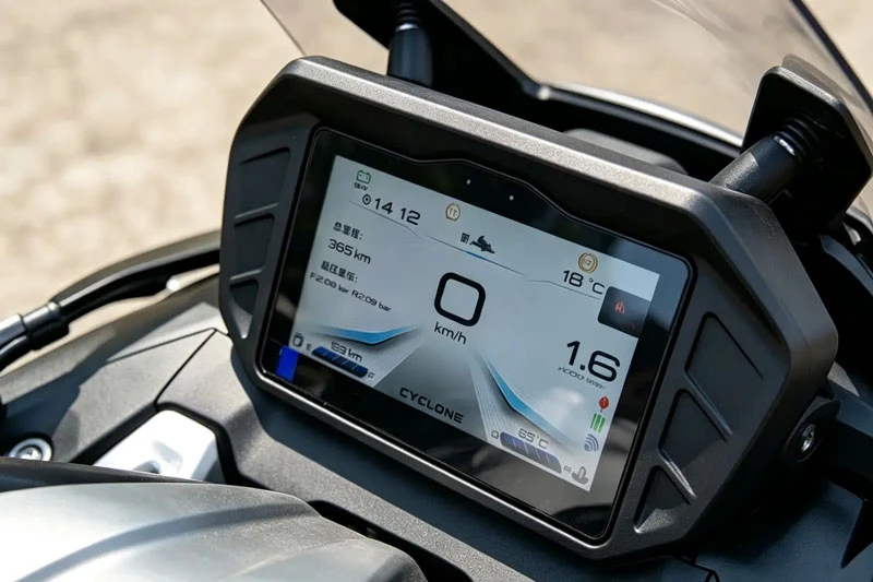 Xe tay ga 250cc trang bị radar sóng milimet, phanh ABS 2 kênh, TCS, giá hơn 72 triệu đồng - Hình 5