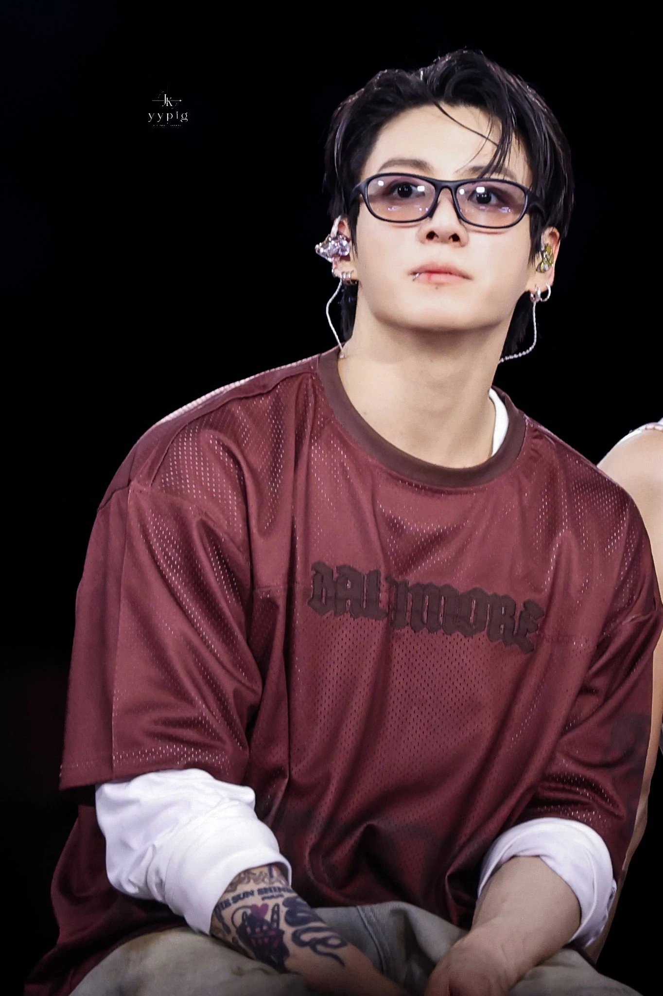 Không chịu nổi Jung Kook (BTS) - Hình 9