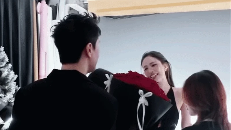 Việt Anh bị nói suốt ngày khoe tình cảm với Quỳnh Nga - Hình 1