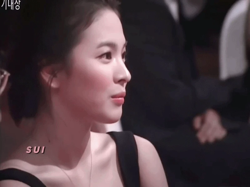 Viral nhan sắc tuổi 23 của Song Hye Kyo: So với hiện tại mà ngỡ ngàng! - Hình 1