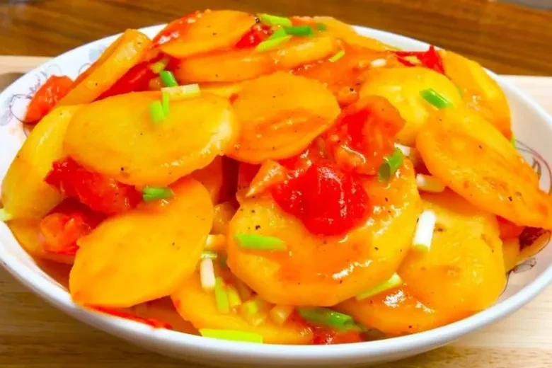 Xào khoai tây toàn bị nát vụn do bạn quên bước này, nếu làm đúng khoai luôn nguyên vẹn, mềm ngon bở bùi - Hình 3